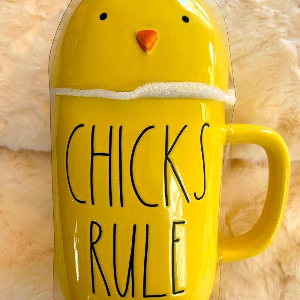 Rae Dun Chicks Rule topper mug NWT
